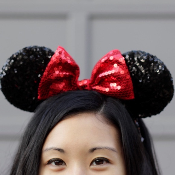 Disney Sequin Minnie Ears - Picture 4 of 4
